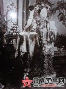 ����Ů��������˽�����㻳��֮��(ͼ)